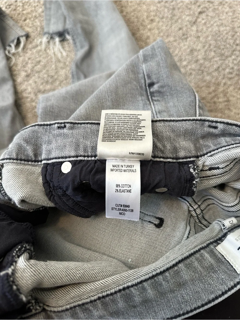 Agolde Button-Fly Denim Jeans - Picture 4 of 4